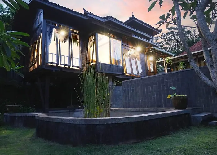 Villa Malathi - Gemuetliches Joglo In Top Lage