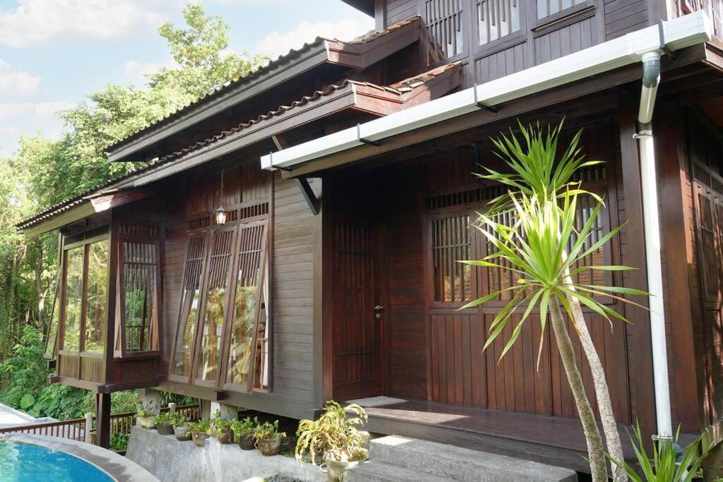 Malathi - Gemutliches Joglo In Lage Ubud