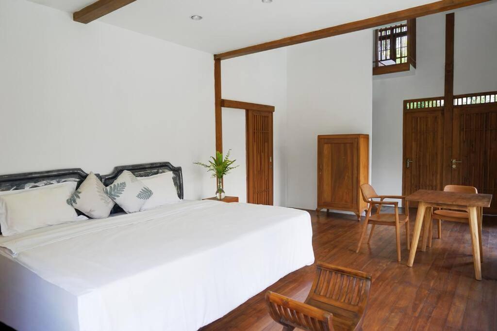 Vakantiehuis Malathi - Gemutliches Joglo In Lage Ubud